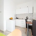 Milic - One Bedroom With Sea View And Terrace Lägenhet Gornji Karin