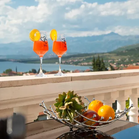 Appartamento Milic - One Bedroom With Sea View And Terrace *