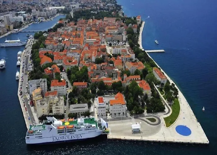 Milic - One Bedroom With Sea View And Terrace Gornji Karin